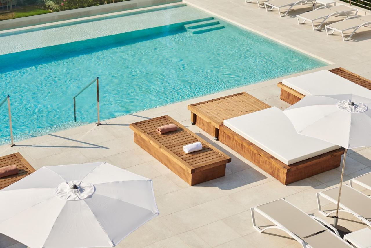 Dwo Sirius - Adults Only Hotell Santa Susanna Exteriör bild