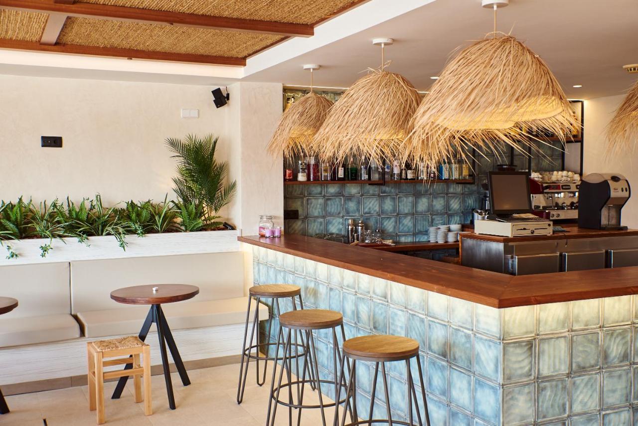 Dwo Sirius - Adults Only Hotell Santa Susanna Exteriör bild