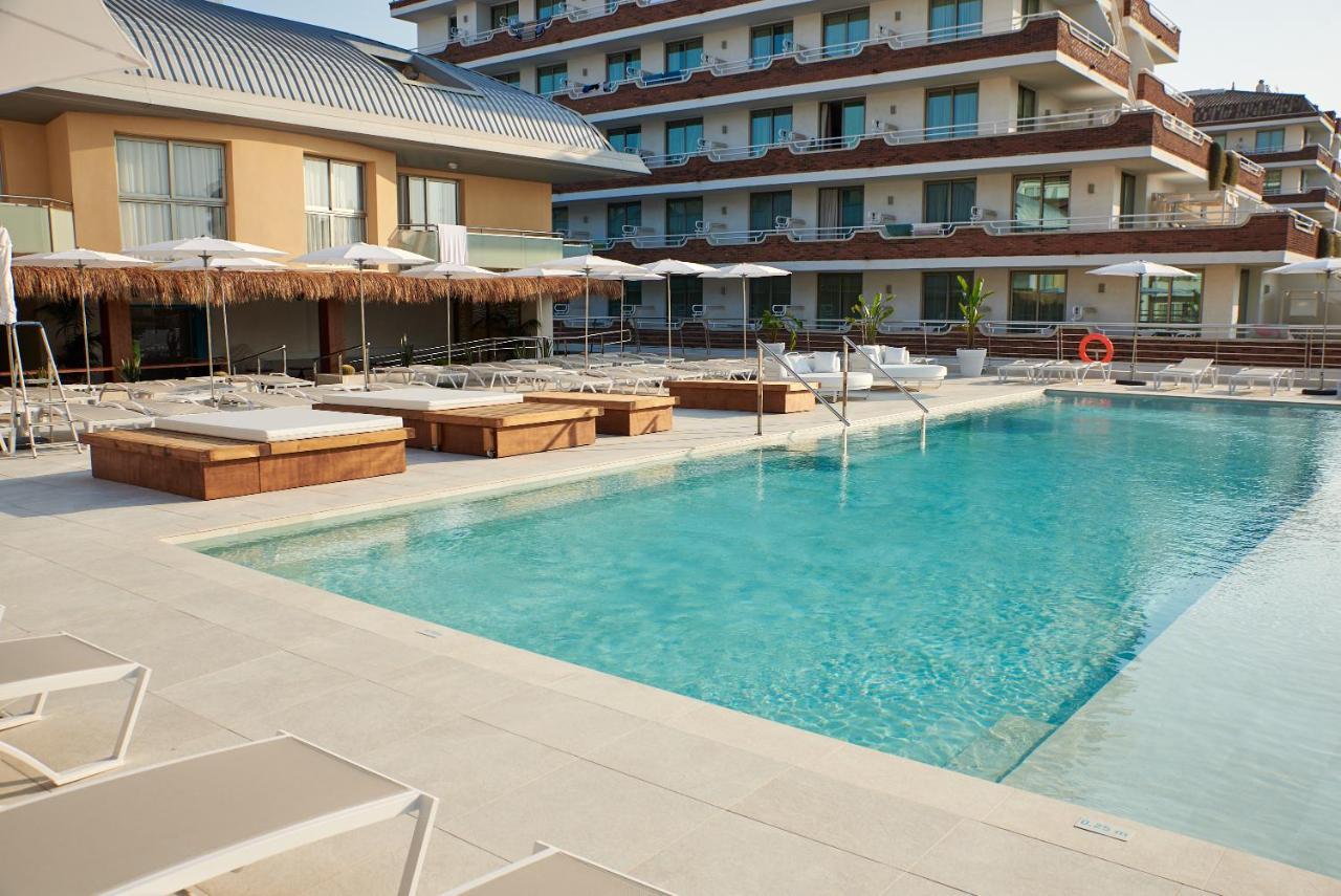 Dwo Sirius - Adults Only Hotell Santa Susanna Exteriör bild