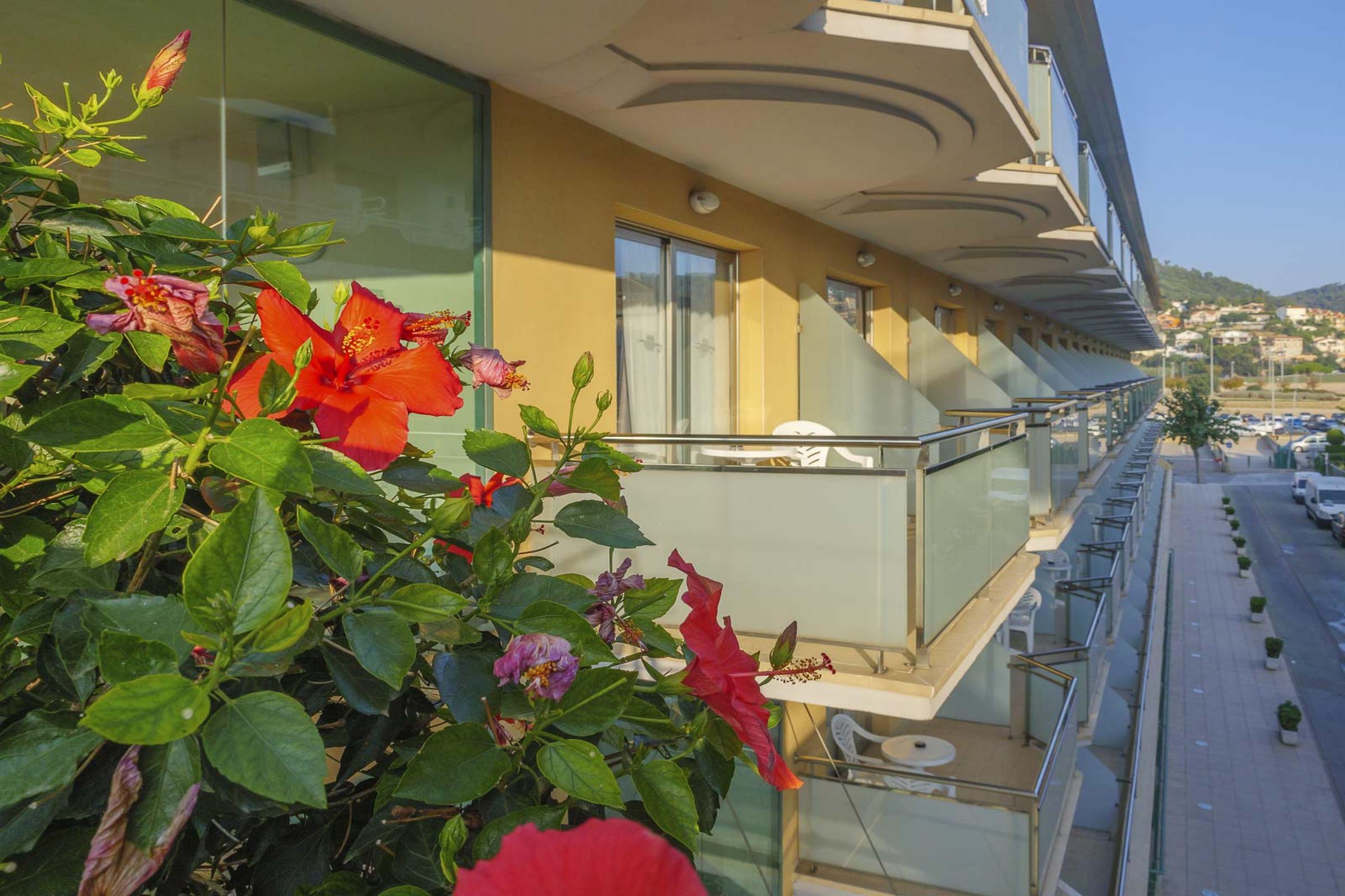 Dwo Sirius - Adults Only Hotell Santa Susanna Exteriör bild