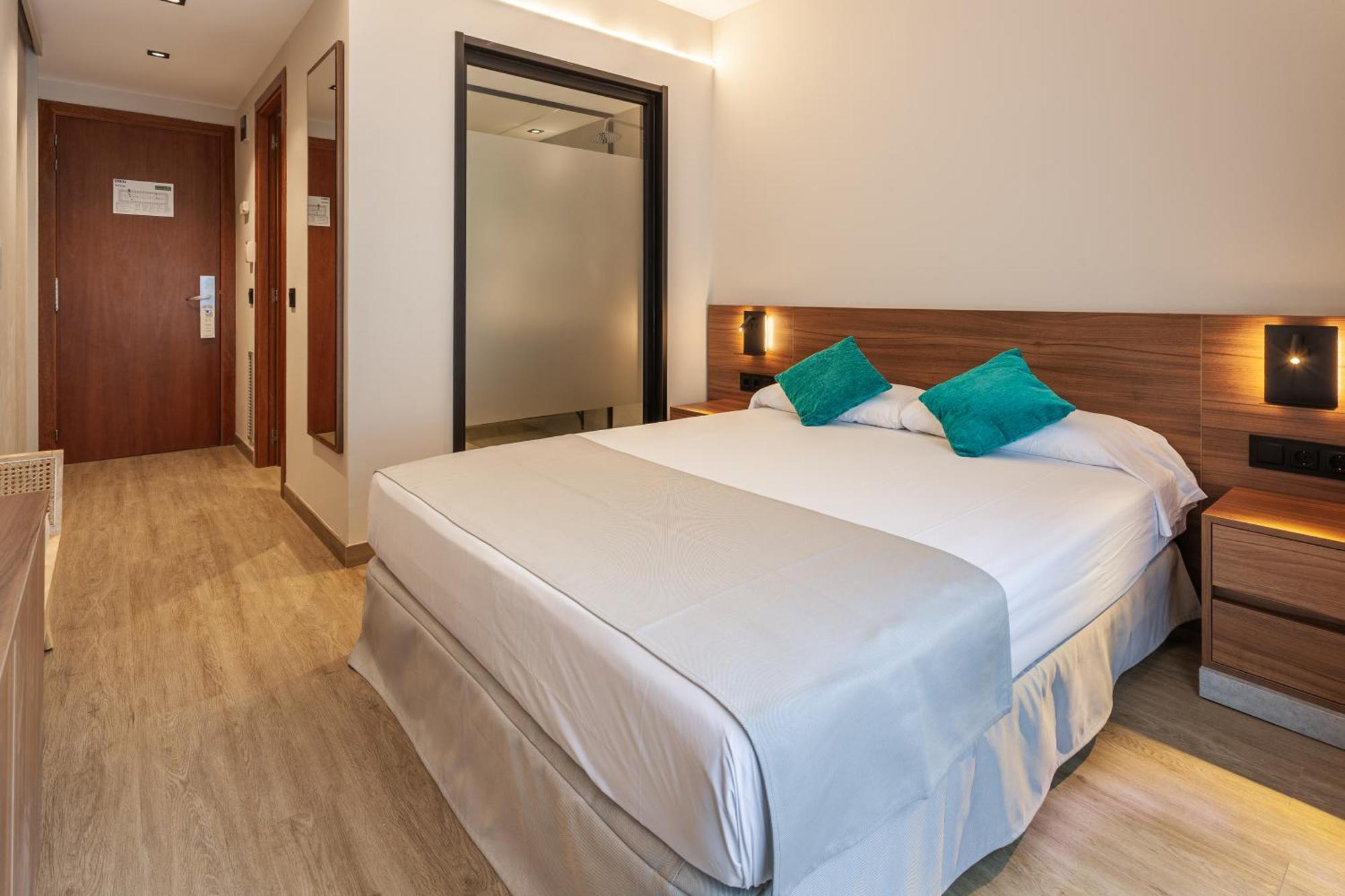 Dwo Sirius - Adults Only Hotell Santa Susanna Exteriör bild