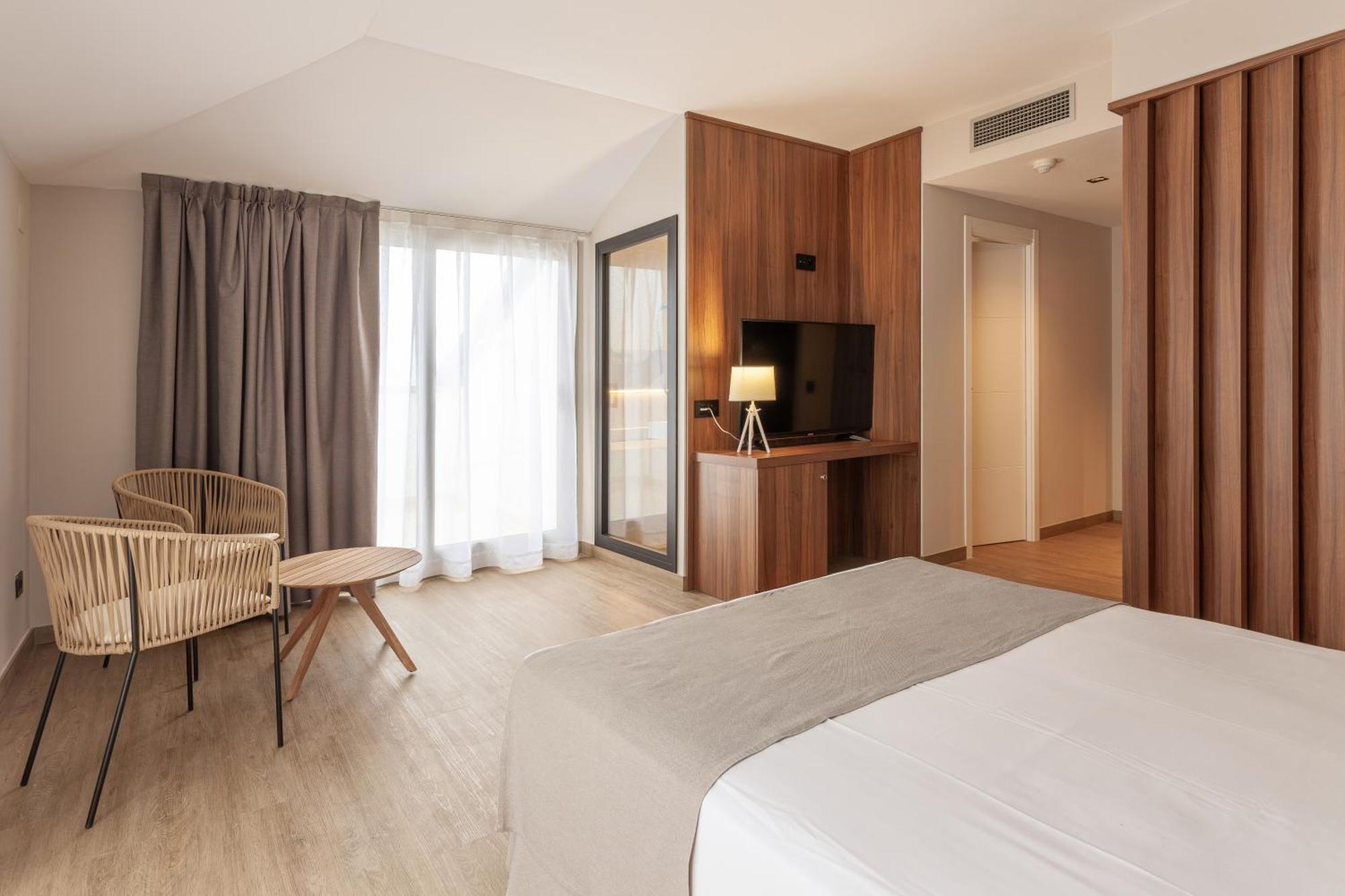 Dwo Sirius - Adults Only Hotell Santa Susanna Exteriör bild