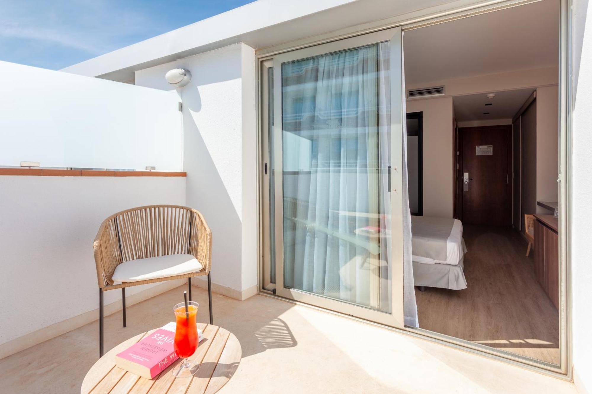 Dwo Sirius - Adults Only Hotell Santa Susanna Exteriör bild